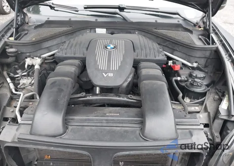 2009 BMW X5 xDrive48I z USA, uszkodzony, nr VIN 5UXFE83569L171072